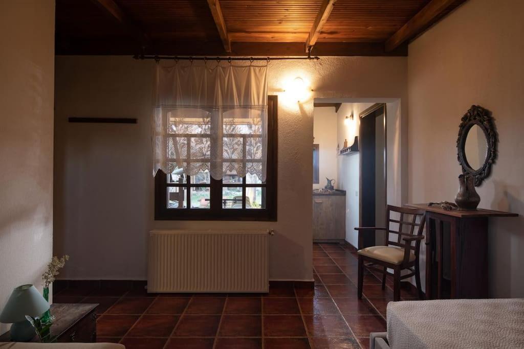 Traditionelles Appartement Athos Shadow Am Meer Paralia Sikias Exterior foto